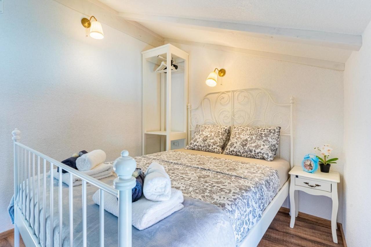 Apartments Rose كريس المظهر الخارجي الصورة